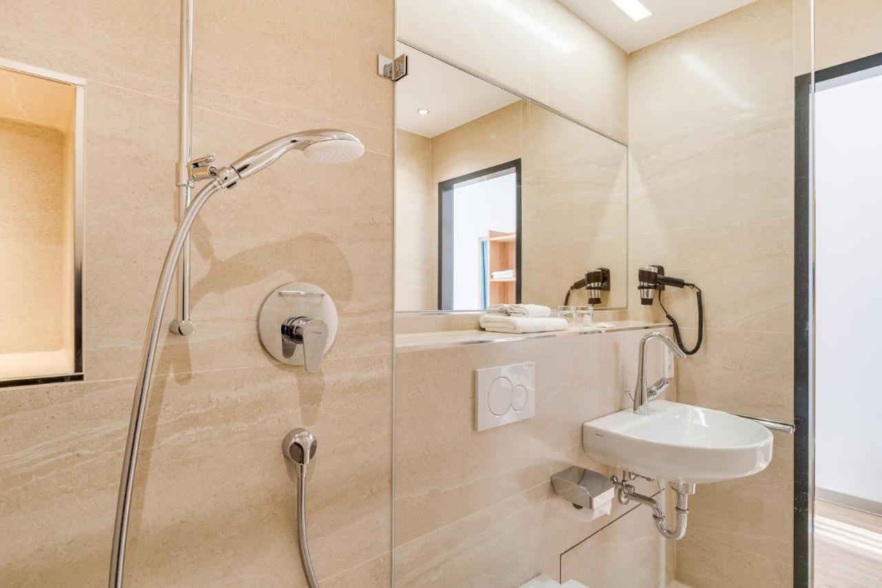 Hotel-Etage Apfelrot Эрдинг Экстерьер фото